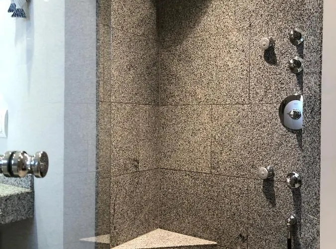 Ferne Und Weite Im Sauerland Blick Ueber Ruhrtal Barge